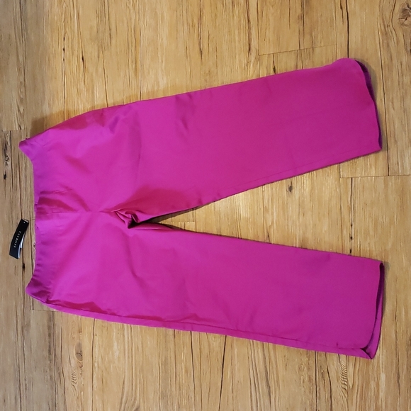 Talbots Capri - Picture 2 of 8